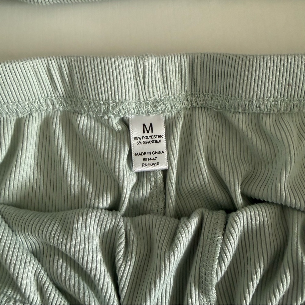 Nicole Miller Pale Mint Green Short Sleeve Pajama Set with Black Piping - Picture 6 of 6
